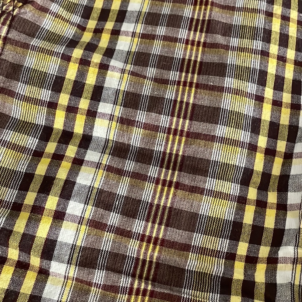 Shorts - Picture 2 of 3